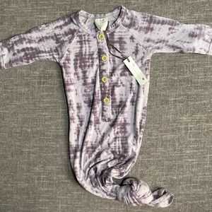 Kate Quinn 0–3M Knotted Mauve Shibori Gown NWT